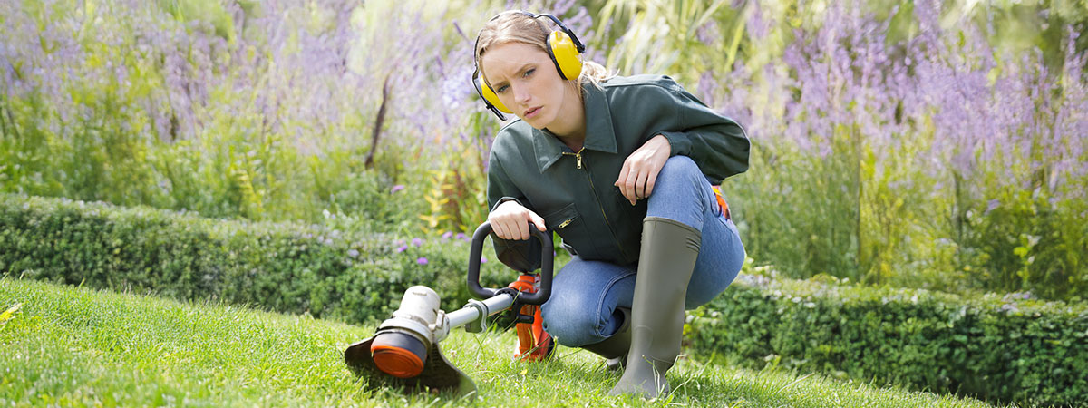 Landscaping Crew Member (Weed Wacking + Grounds Care)